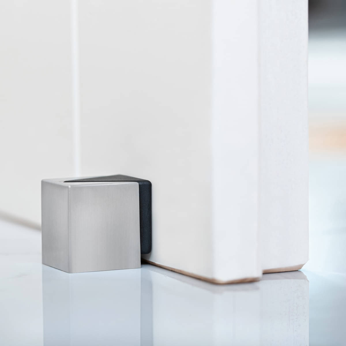 Design Boden-Türpuffer KIRA Silber Türstopper zum Kleben oder Schrauben edelstahl