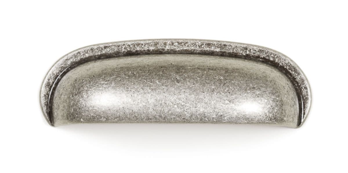 Tirador de concha Viefe AURA de metal, ancho 64 mm, plata envejecida