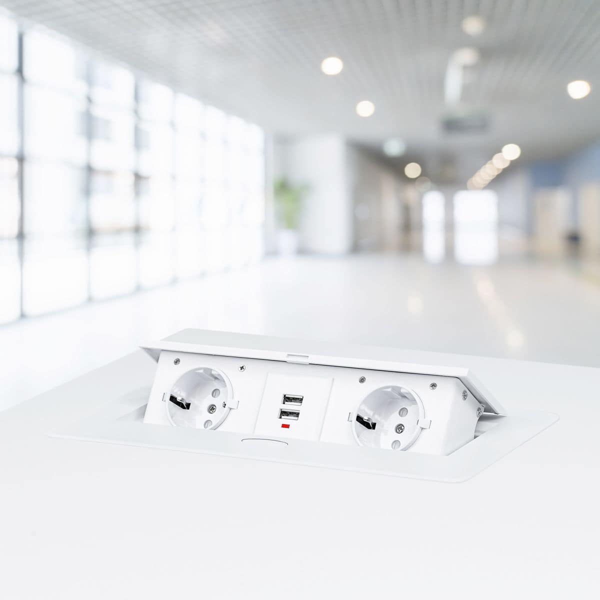 Design Light Element priză KOMBIBOX cu capac rabatabil, 2 prize Schuko și 2 USB-B, alb