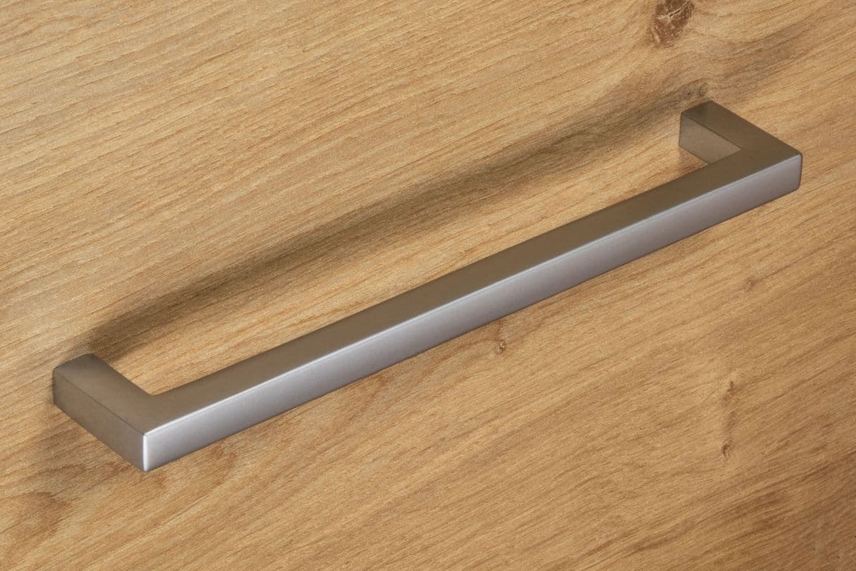 Häfele uchwyt meblowy HALI z metalu, chrom matowy, 160 mm