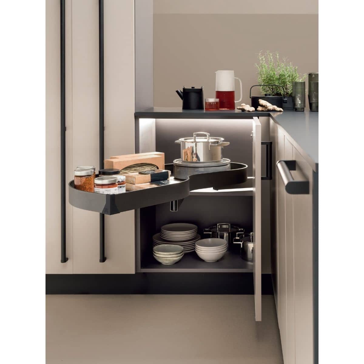 Häfele Eckschrank Schwenkauszug UTENSIO ST10 PLUS SLIDE CORNER links, 30 kg Korpusbreite 800 mm Türbreite 400 mm lichte Korpushöhe ab 485 mm